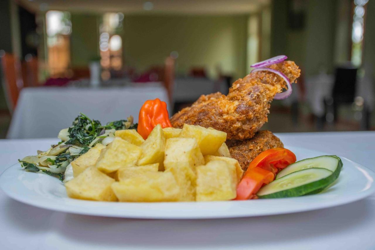 Panone Hotel Boma Boma la Ngombe Ngoại thất bức ảnh